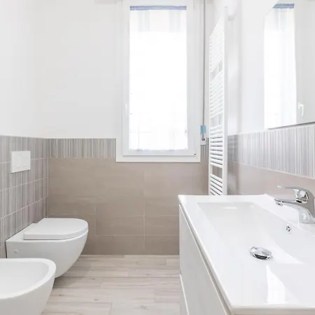 Gobetti, By Short Holidays Apartment Bologna