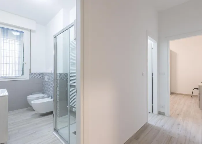 Gobetti, By Short Holidays