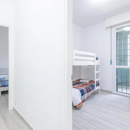 Gobetti, By Short Holidays *